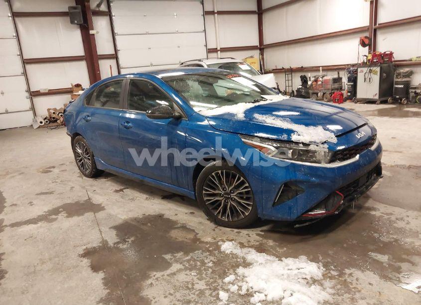 2023 Kia Forte GT-LINE (VIN 3KPF54AD7PE538250) main photo