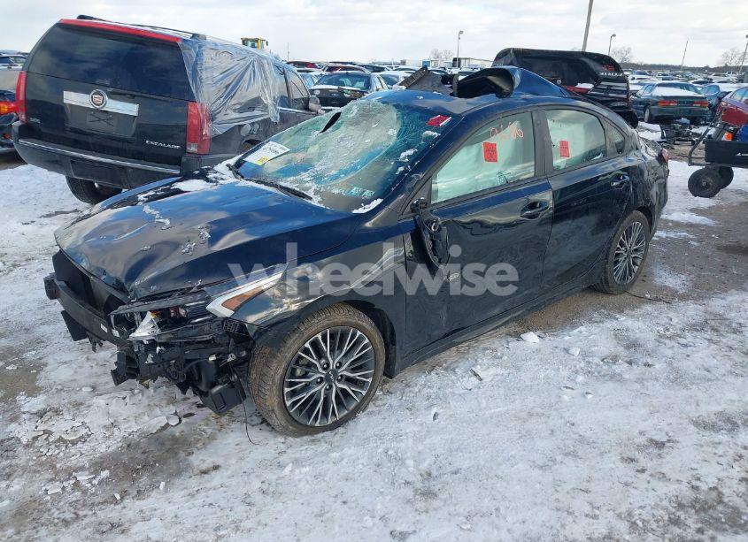 Photo 2 of 2023 Kia Forte GT-LINE (VIN 3KPF54AD7PE582944)