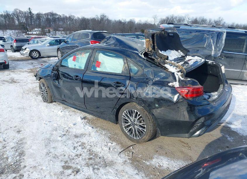 Photo 3 of 2023 Kia Forte GT-LINE (VIN 3KPF54AD7PE582944)