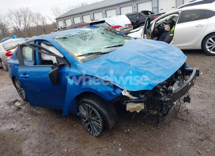 2023 Kia Forte GT-LINE (VIN 3KPF54AD7PE631642) main photo