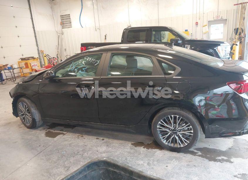 Photo 15 of 2023 Kia Forte GT-LINE (VIN 3KPF54AD7PE686107)
