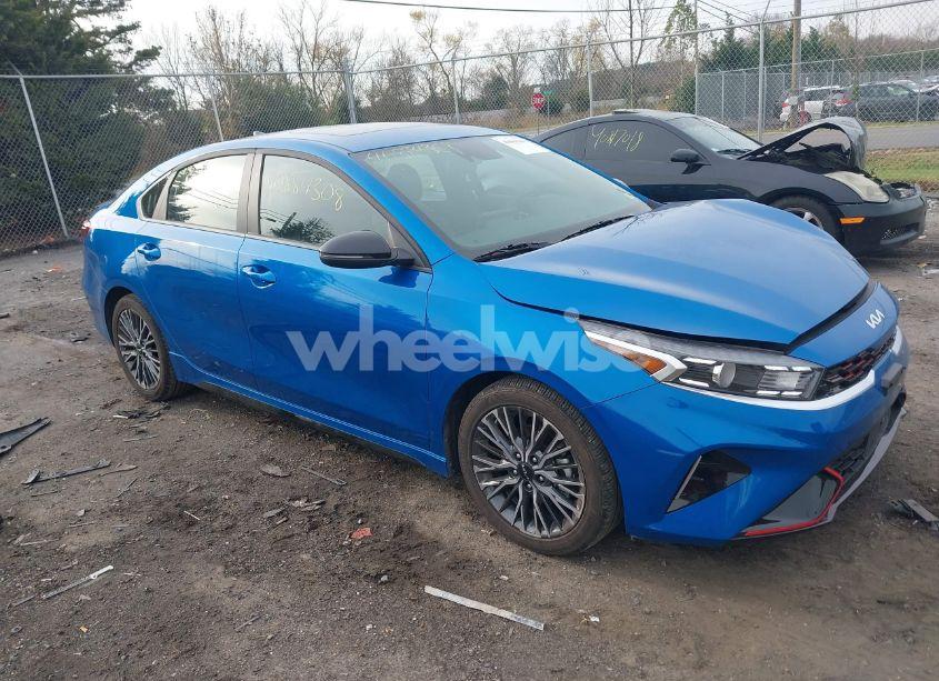 2024 Kia Forte GT-LINE (VIN 3KPF54AD7RE703331) main photo