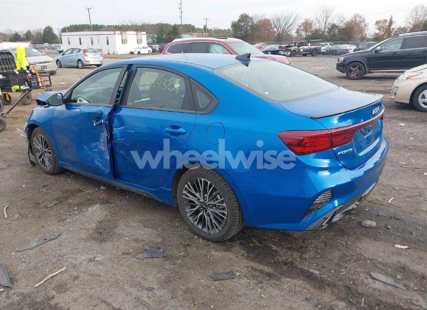 Photo 3 of 2024 Kia Forte GT-LINE (VIN 3KPF54AD7RE703331)