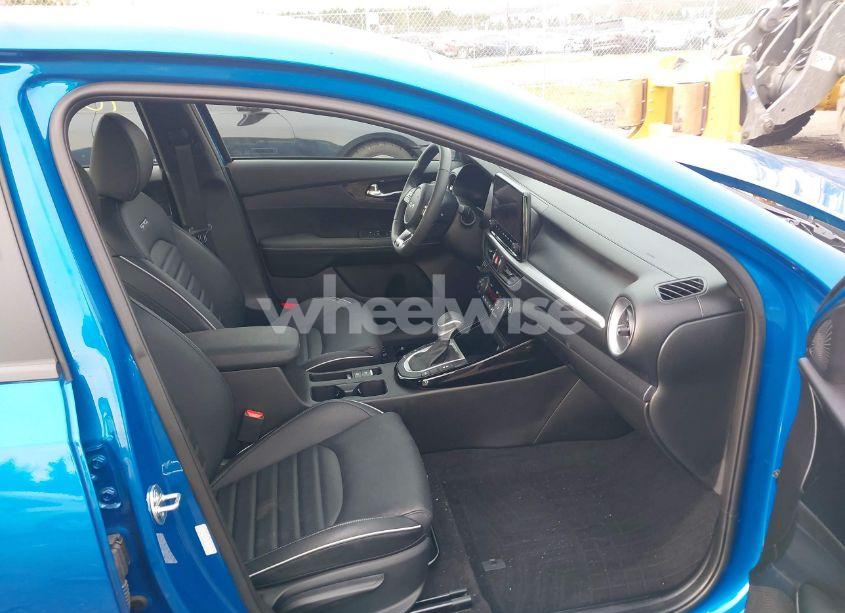 Photo 5 of 2024 Kia Forte GT-LINE (VIN 3KPF54AD7RE703331)