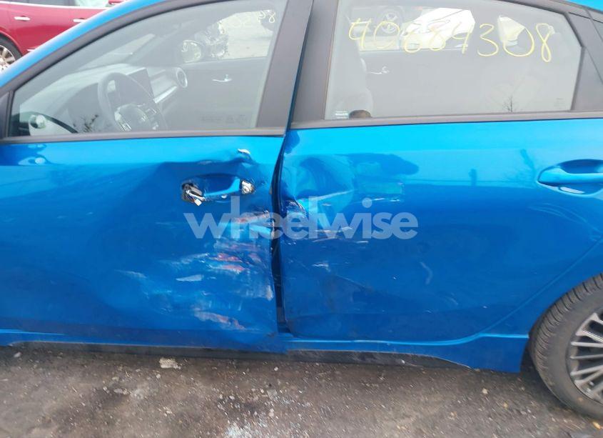 Photo 6 of 2024 Kia Forte GT-LINE (VIN 3KPF54AD7RE703331)