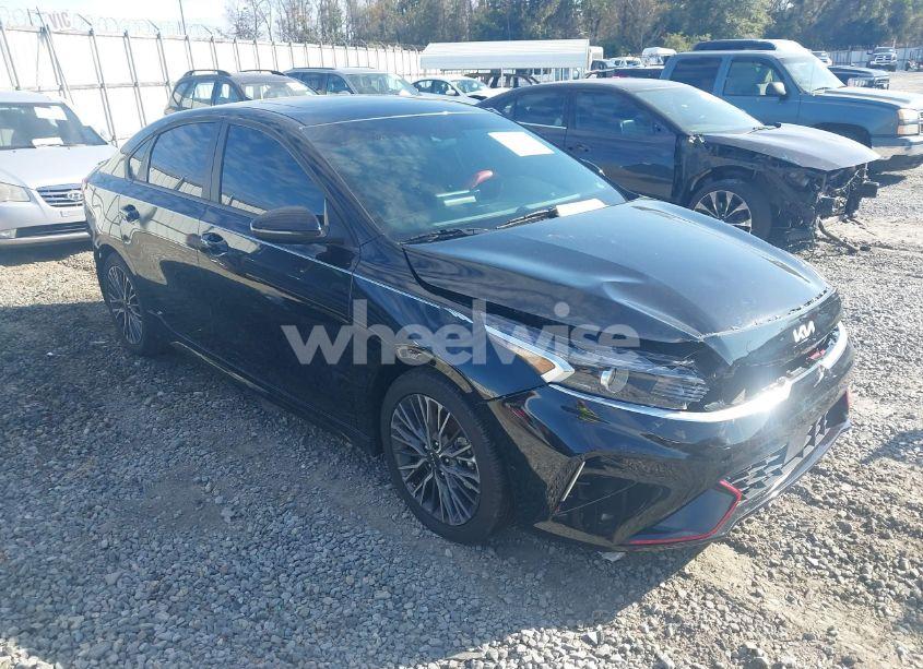 2024 Kia Forte GT-LINE (VIN 3KPF54AD7RE721733) main photo