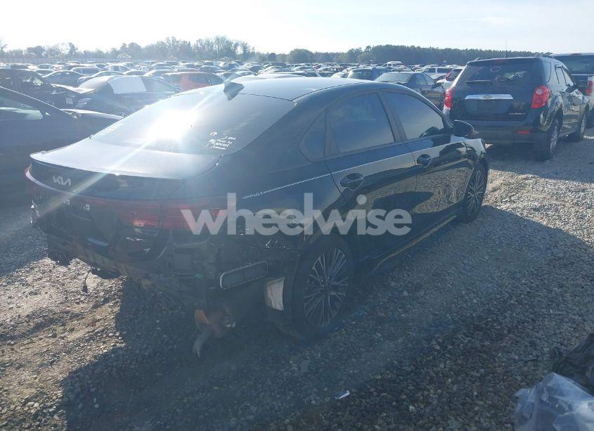 Photo 4 of 2024 Kia Forte GT-LINE (VIN 3KPF54AD7RE721733)