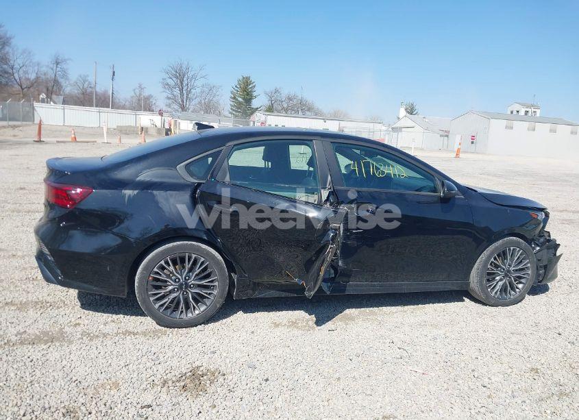 Photo 13 of 2024 Kia Forte GT-LINE (VIN 3KPF54AD7RE725927)