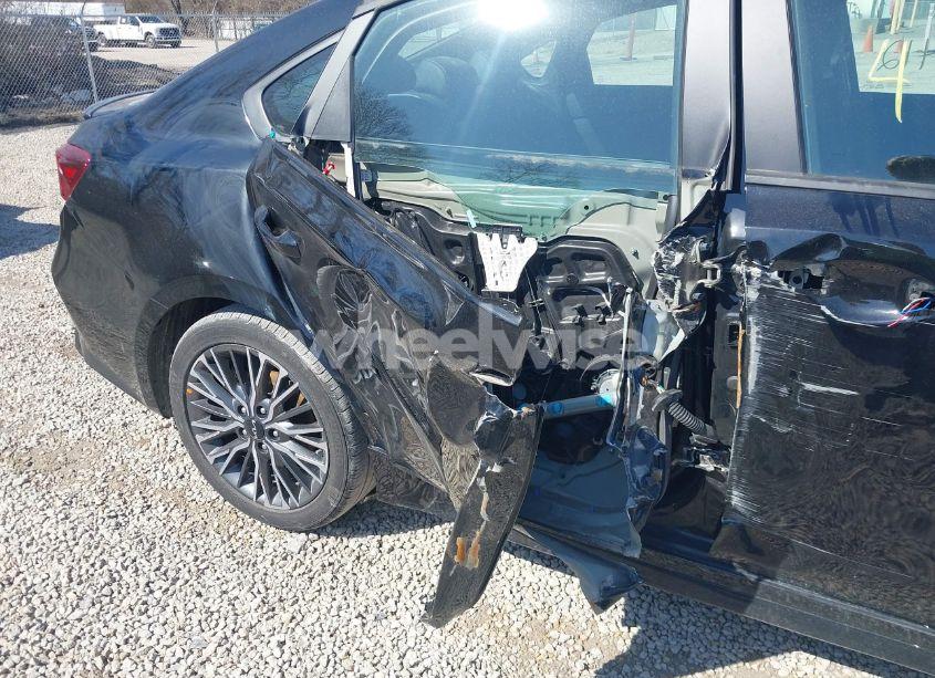 Photo 6 of 2024 Kia Forte GT-LINE (VIN 3KPF54AD7RE725927)