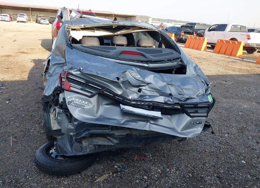 Photo 15 of 2024 Kia Forte GT-LINE (VIN 3KPF54AD7RE753324)