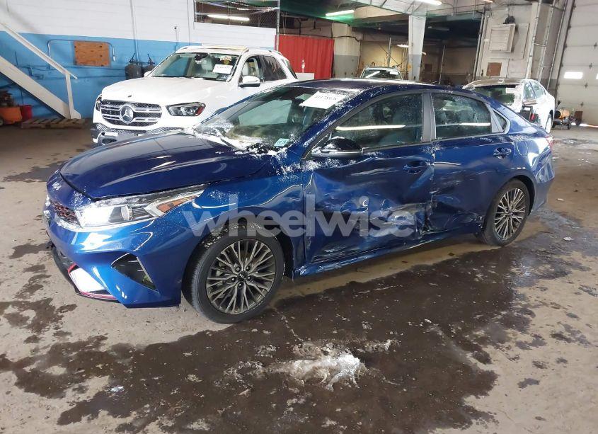 Photo 2 of 2024 Kia Forte GT-LINE (VIN 3KPF54AD7RE798845)