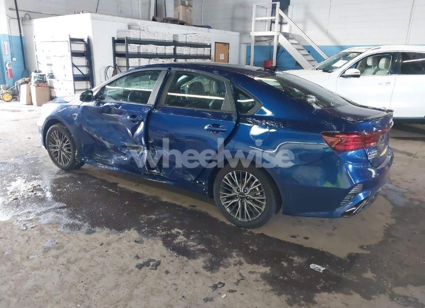 Photo 3 of 2024 Kia Forte GT-LINE (VIN 3KPF54AD7RE798845)