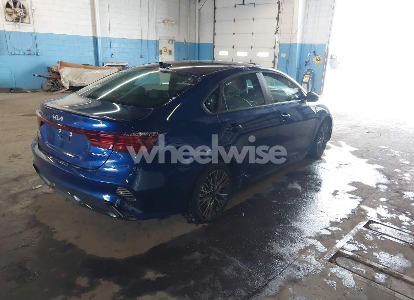 Photo 4 of 2024 Kia Forte GT-LINE (VIN 3KPF54AD7RE798845)