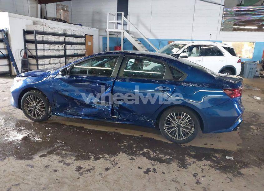 Photo 6 of 2024 Kia Forte GT-LINE (VIN 3KPF54AD7RE798845)