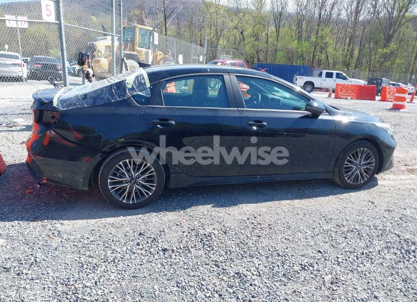 Photo 13 of 2024 Kia Forte GT-LINE (VIN 3KPF54AD7RE817216)