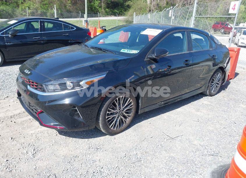 Photo 2 of 2024 Kia Forte GT-LINE (VIN 3KPF54AD7RE817216)