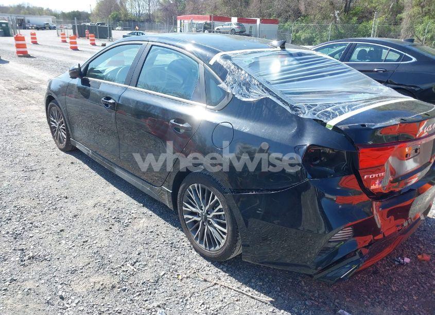 Photo 3 of 2024 Kia Forte GT-LINE (VIN 3KPF54AD7RE817216)