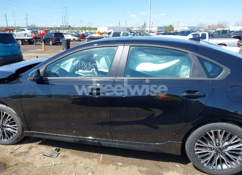 Photo 15 of 2024 Kia Forte GT-LINE (VIN 3KPF54AD7RE822951)