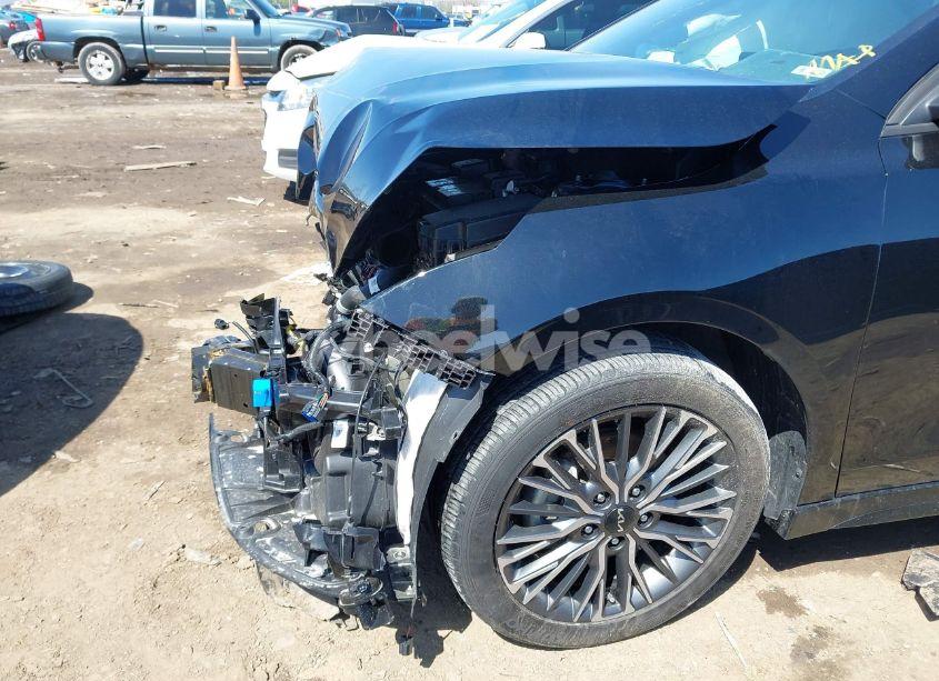 Photo 6 of 2024 Kia Forte GT-LINE (VIN 3KPF54AD7RE822951)