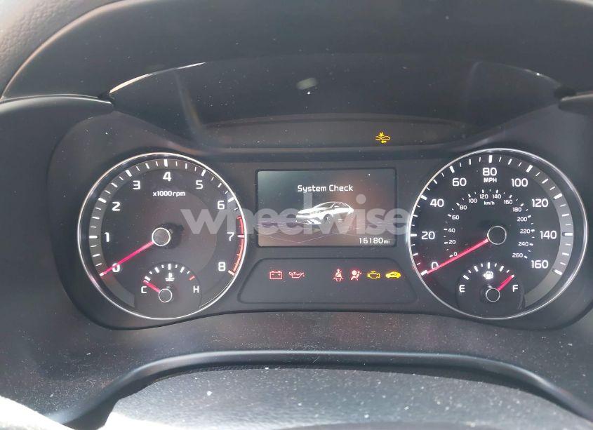 Photo 7 of 2024 Kia Forte GT-LINE (VIN 3KPF54AD7RE822951)