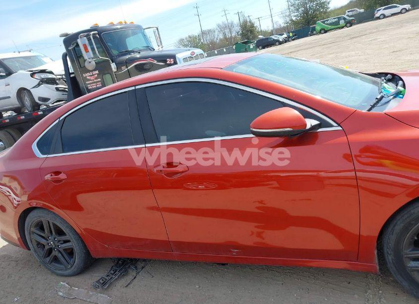 Photo 13 of 2019 Kia Forte EX (VIN 3KPF54AD8KE061904)