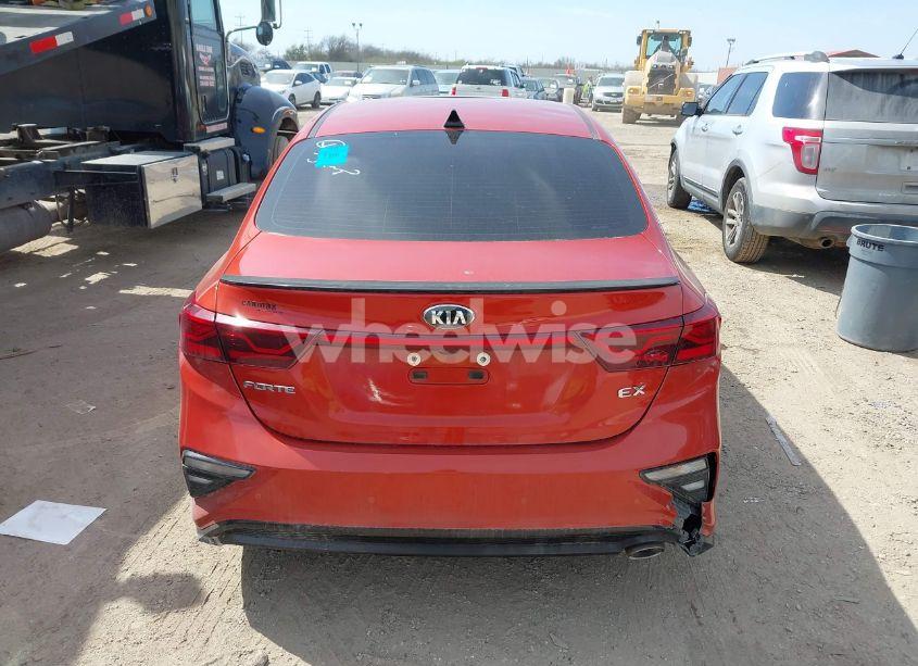 Photo 16 of 2019 Kia Forte EX (VIN 3KPF54AD8KE061904)