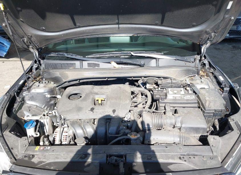 Photo 10 of 2019 Kia Forte EX (VIN 3KPF54AD8KE108512)