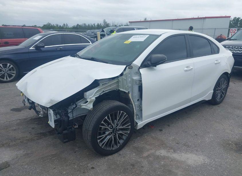 Photo 2 of 2022 Kia Forte GT-LINE (VIN 3KPF54AD8NE433391)