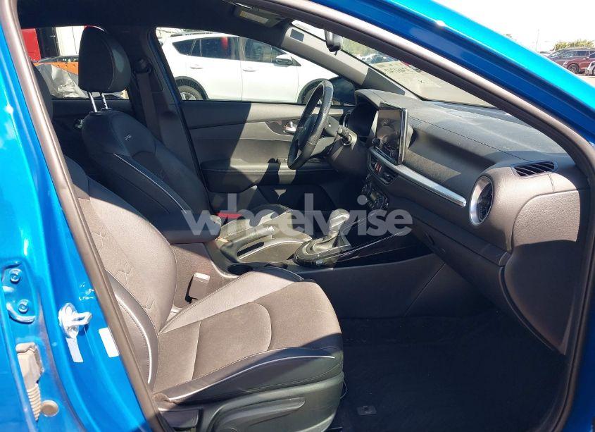 Photo 5 of 2022 Kia Forte GT-LINE (VIN 3KPF54AD8NE437750)