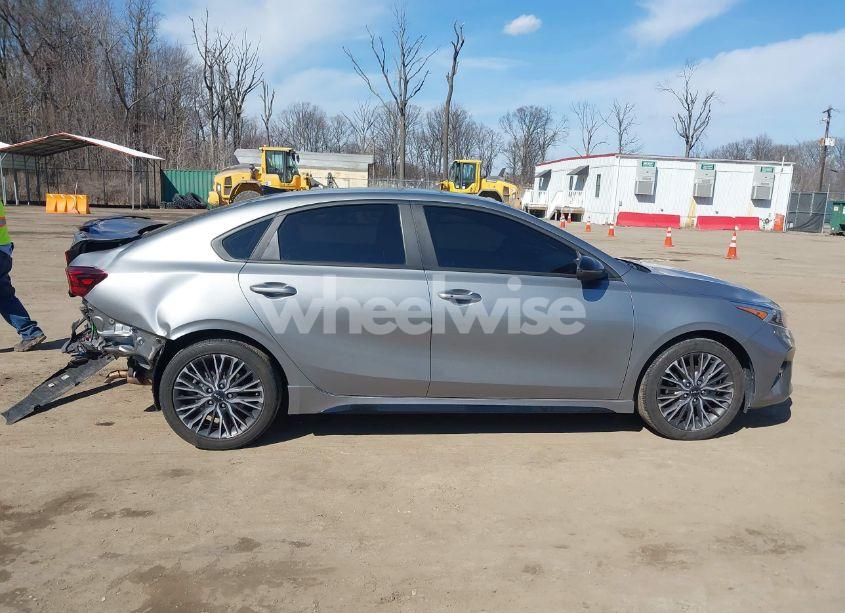 Photo 13 of 2022 Kia Forte GT-LINE (VIN 3KPF54AD8NE497902)