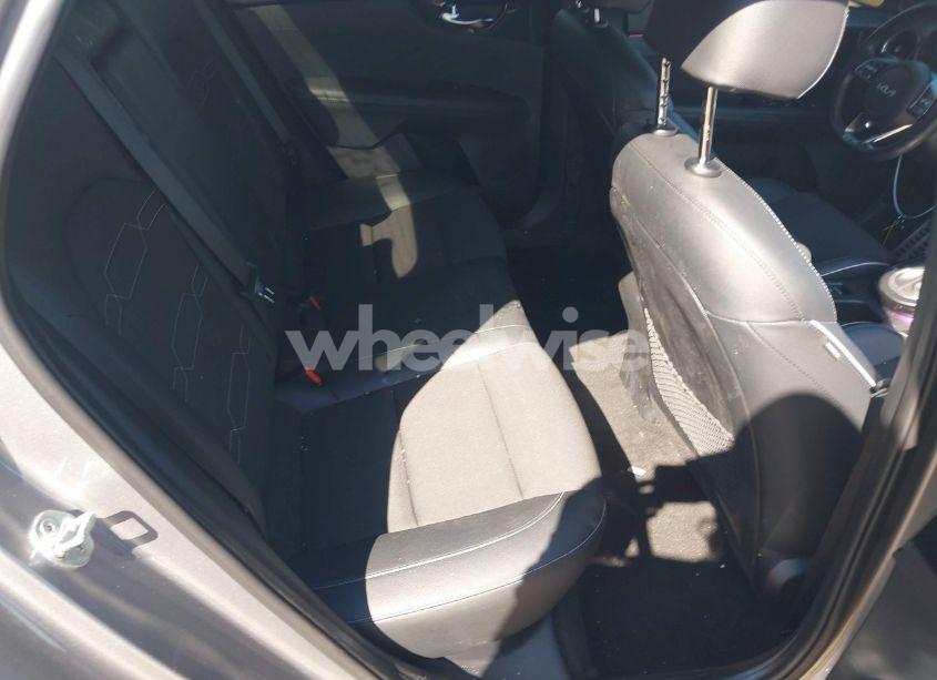 Photo 8 of 2022 Kia Forte GT-LINE (VIN 3KPF54AD8NE497902)