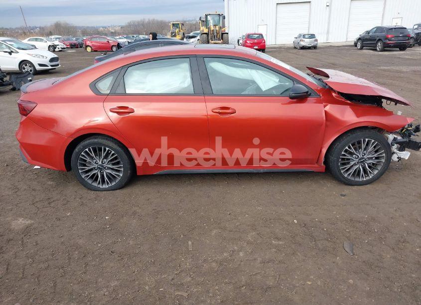 Photo 13 of 2022 Kia Forte GT-LINE (VIN 3KPF54AD8NE498631)
