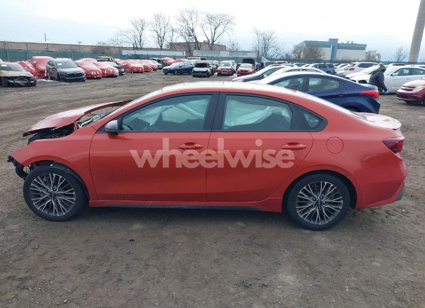 Photo 14 of 2022 Kia Forte GT-LINE (VIN 3KPF54AD8NE498631)