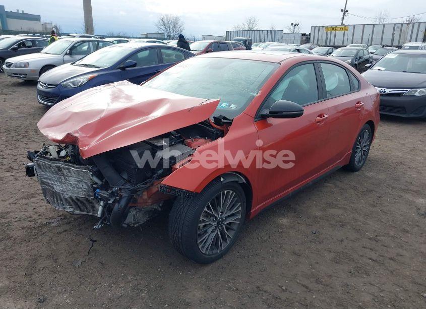 Photo 2 of 2022 Kia Forte GT-LINE (VIN 3KPF54AD8NE498631)