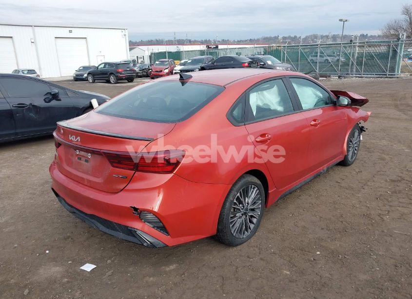 Photo 4 of 2022 Kia Forte GT-LINE (VIN 3KPF54AD8NE498631)