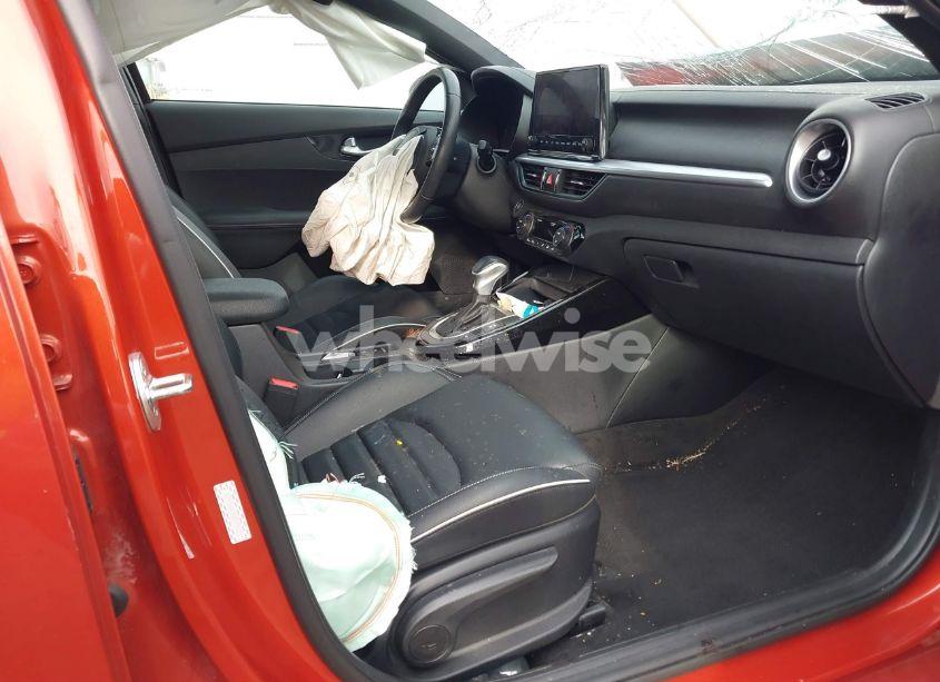 Photo 5 of 2022 Kia Forte GT-LINE (VIN 3KPF54AD8NE498631)