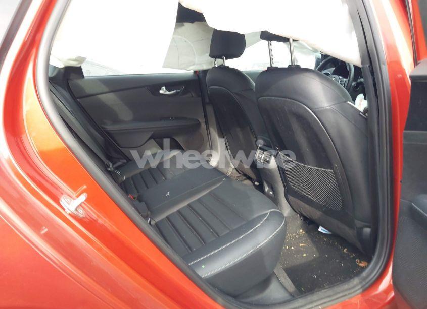 Photo 8 of 2022 Kia Forte GT-LINE (VIN 3KPF54AD8NE498631)