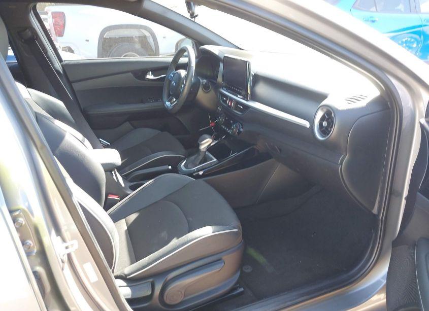 Photo 5 of 2023 Kia Forte GT-LINE (VIN 3KPF54AD8PE665105)