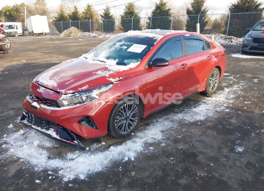 Photo 2 of 2024 Kia Forte GT-LINE (VIN 3KPF54AD8RE701412)