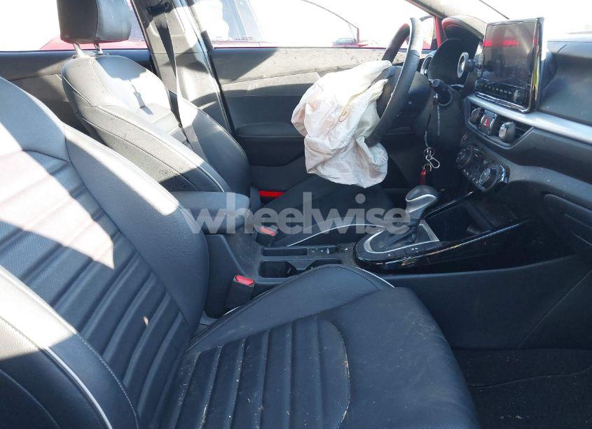 Photo 5 of 2024 Kia Forte GT-LINE (VIN 3KPF54AD8RE705895)