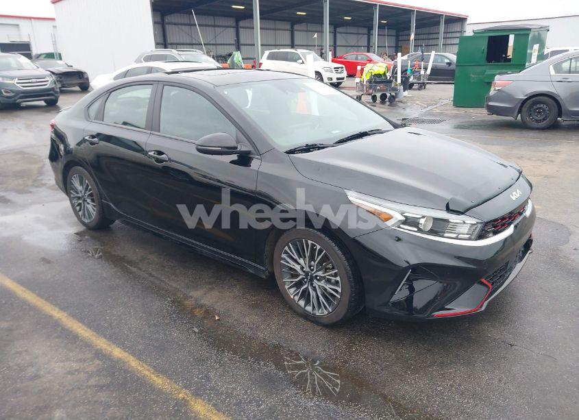 2024 Kia Forte GT-LINE (VIN 3KPF54AD8RE721479) main photo