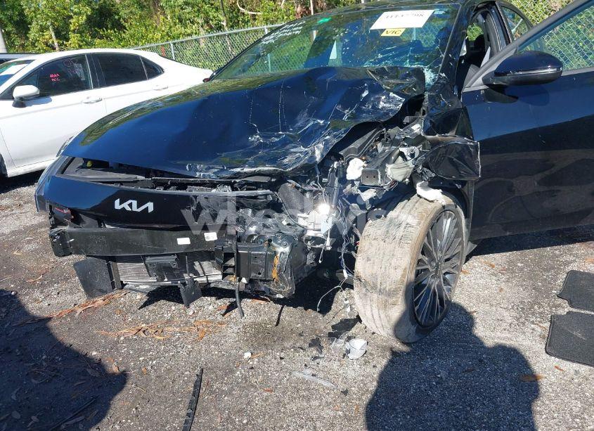 Photo 6 of 2024 Kia Forte GT-LINE (VIN 3KPF54AD8RE724091)