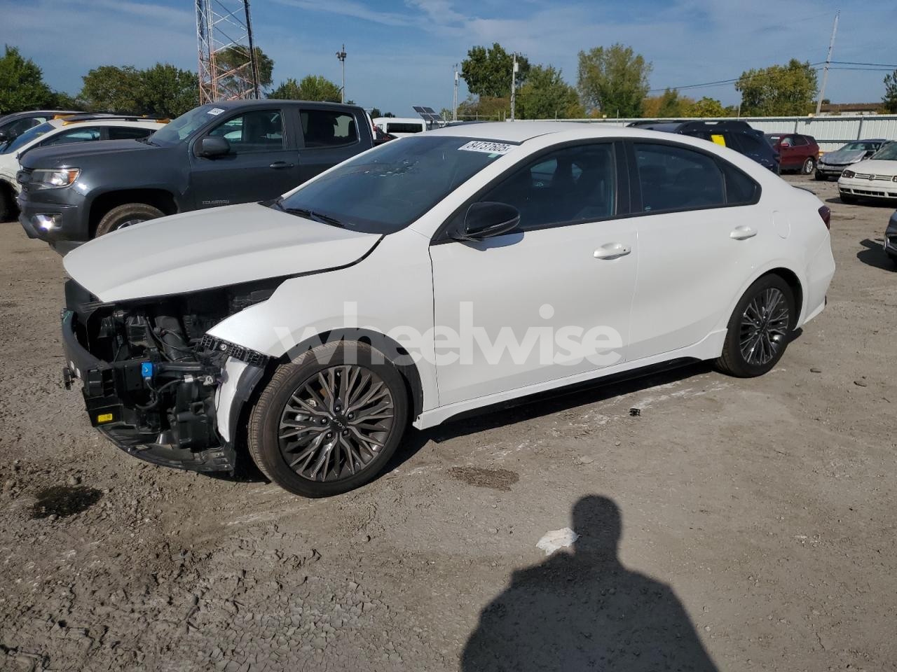 2024 KIA FORTE GT LINE (VIN 3KPF54AD8RE730618) main photo