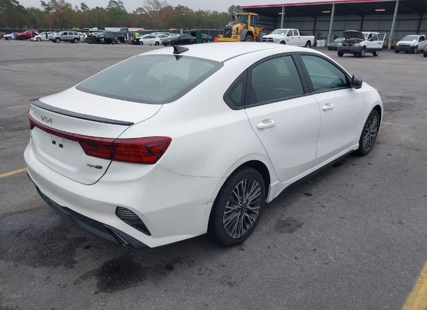 Photo 4 of 2024 Kia Forte GT-LINE (VIN 3KPF54AD8RE737732)