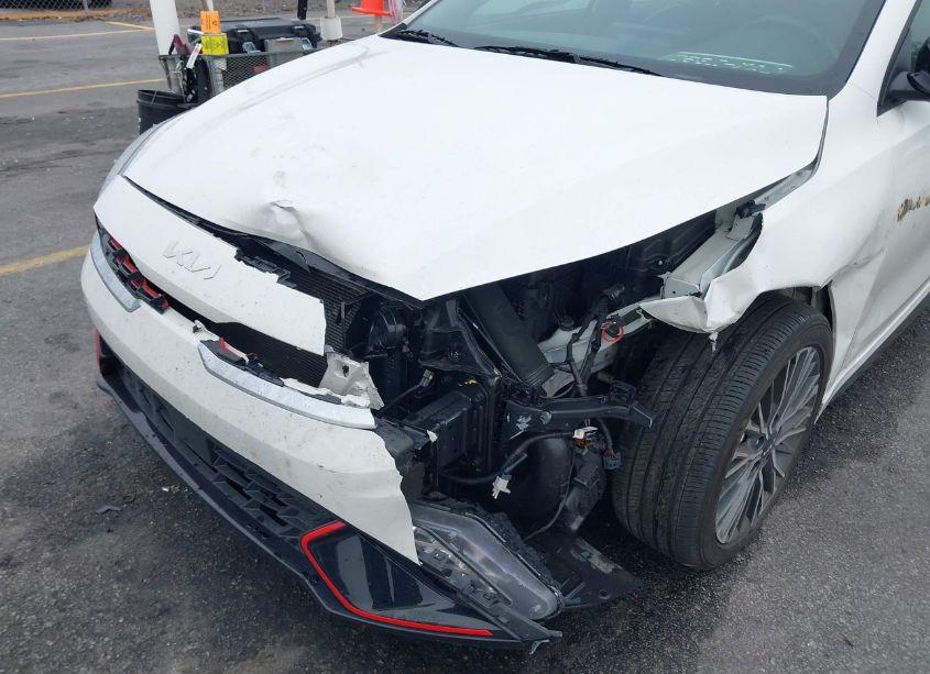 Photo 6 of 2024 Kia Forte GT-LINE (VIN 3KPF54AD8RE737732)