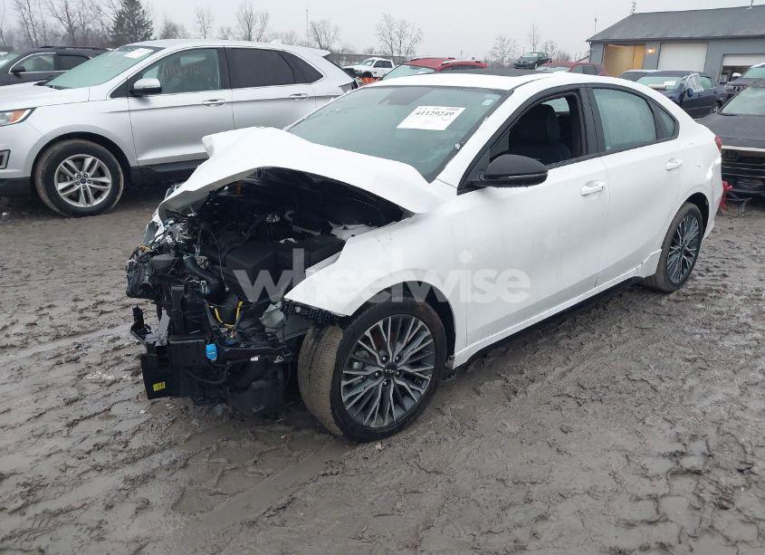 Photo 2 of 2024 Kia Forte GT-LINE (VIN 3KPF54AD8RE805026)