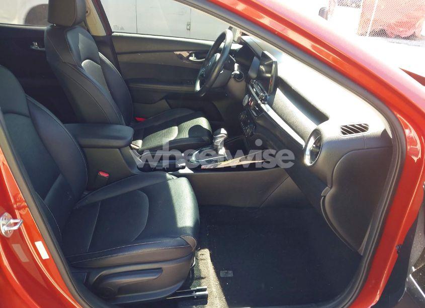 Photo 5 of 2019 Kia Forte EX (VIN 3KPF54AD9KE068134)