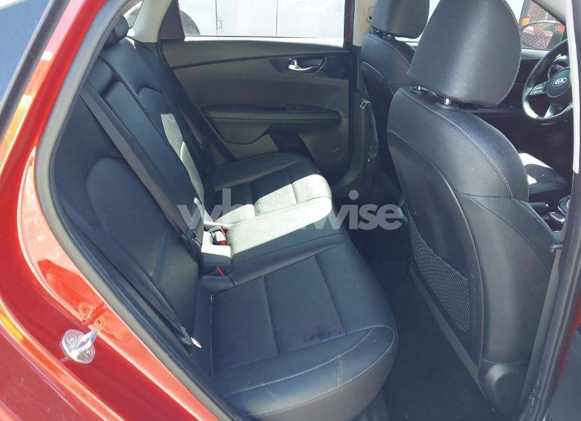 Photo 8 of 2019 Kia Forte EX (VIN 3KPF54AD9KE068134)