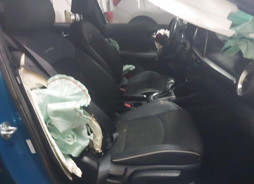 Photo 5 of 2022 Kia Forte GT-LINE (VIN 3KPF54AD9NE449566)