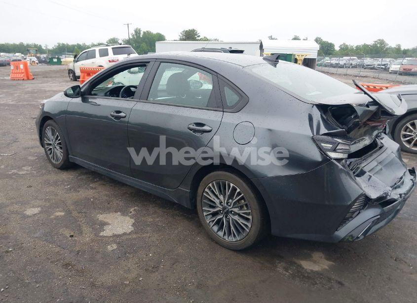 Photo 3 of 2023 Kia Forte GT-LINE (VIN 3KPF54AD9PE532899)